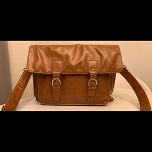kelly moore leather bag